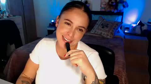 Mila  online show from 07-31-26, 02:11