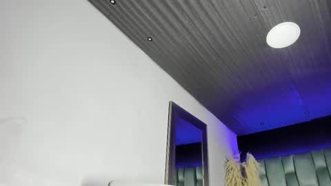 Emily online show from 02-15-25, 10:44