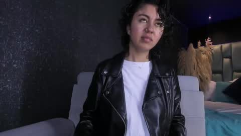 Emily online show from 03-06-25, 10:09