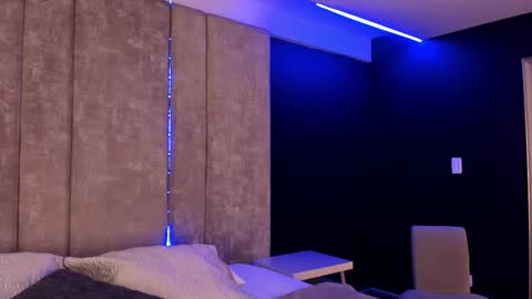 Emily online show from 09-11-25, 11:21