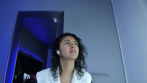 Emily online show from 02-02-26, 10:58