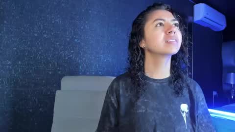 Emily online show from 04-28-26, 10:53