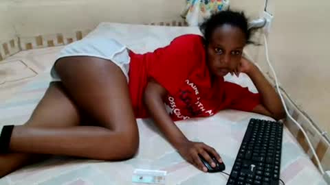Snapshot of amari_tee chatting on 07-23-26, 02:59 Amarie online show from 07-23-26, 02:59