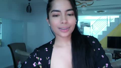 Snapshot of amariahholly chatting on 12-05-24, 05:04 Amariah Holly online show from 12-05-24, 05:04