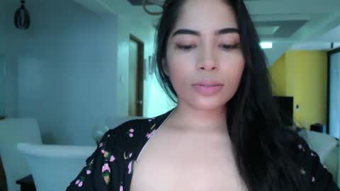 Snapshot of amariahholly chatting on 02-15-25, 05:19 Amariah Holly online show from 02-15-25, 05:19
