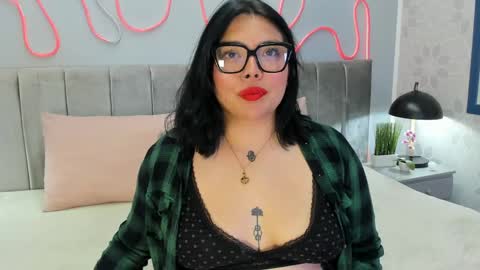 Amariss online show from 04-25-26, 07:33