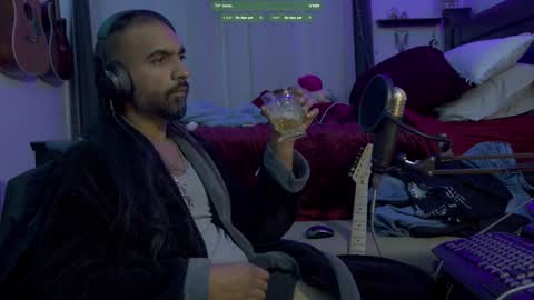 Snapshot of amateurhq chatting on 01-10-26, 04:47 amateurhq online show from 01-10-26, 04:47