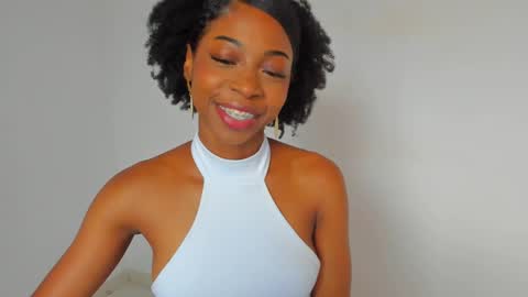 Snapshot of amatiistur chatting on 12-13-24, 07:43 Tammy online show from 12-13-24, 07:43