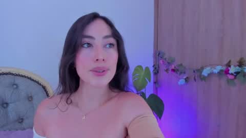 Snapshot of amatista_4 chatting on 05-26-26, 05:09 Amatista online show from 05-26-26, 05:09
