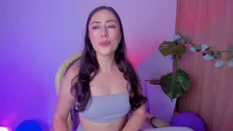 Snapshot of amatista_4 chatting on 06-20-26, 03:20 Amatista online show from 06-20-26, 03:20