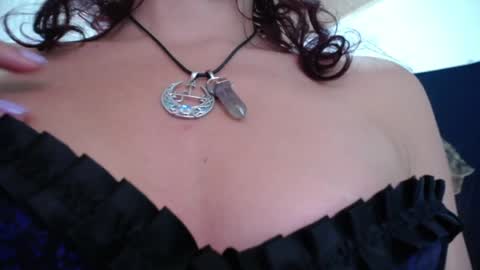 Snapshot of amatista_riveera chatting on 02-02-25, 12:51 Amatista Next stream 9 DEC 1 PM COLOMBIAN TIME miss u and love u online show from 02-02-25, 12:51