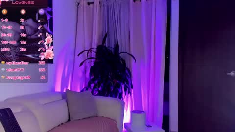 Snapshot of amatistahot1 chatting on 01-26-25, 12:37 Amatista online show from 01-26-25, 12:37
