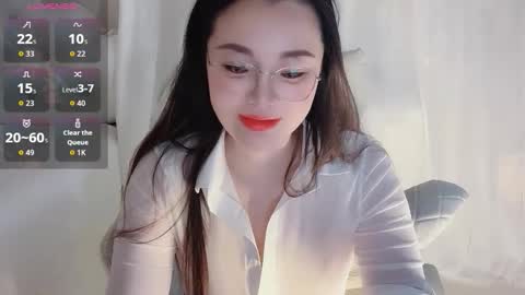 yooo online show from 10-19-25, 02:01