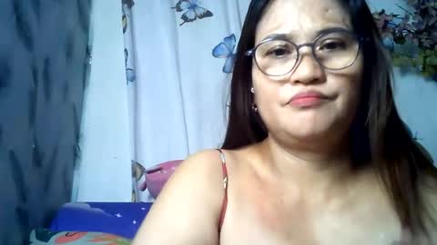 Snapshot of amazing_angel22 chatting on 06-24-26, 12:04 amazing angel online show from 06-24-26, 12:04