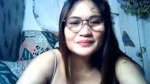 Snapshot of amazing_angel22 chatting on 06-29-26, 10:26 amazing angel online show from 06-29-26, 10:26