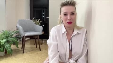 Snapshot of amazingkelly chatting on 01-24-25, 01:14 Kelly online show from 01-24-25, 01:14