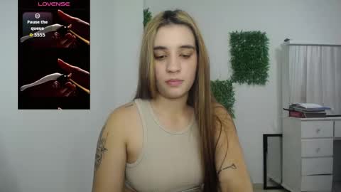 Snapshot of ambar_lynn chatting on 10-22-25, 07:13 mbar online show from 10-22-25, 07:13