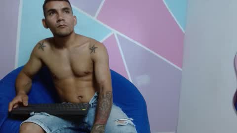 Sebas online show from 11-18-25, 01:15