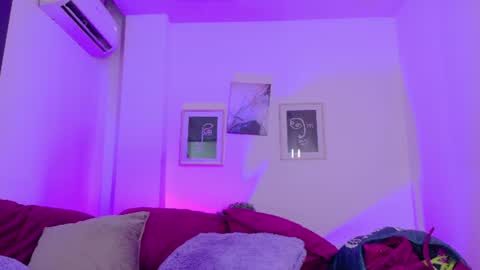 Snapshot of ambar_midnigth chatting on 07-07-26, 03:42 ambar_midnigth online show from 07-07-26, 03:42