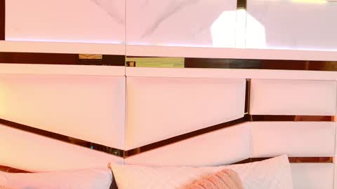 Julieta  online show from 11-24-25, 11:32