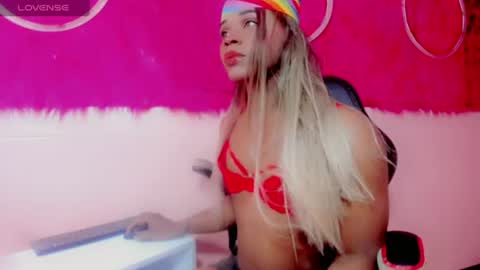 Snapshot of ambar_temptation chatting on 06-20-26, 07:16 ambar_temptation online show from 06-20-26, 07:16