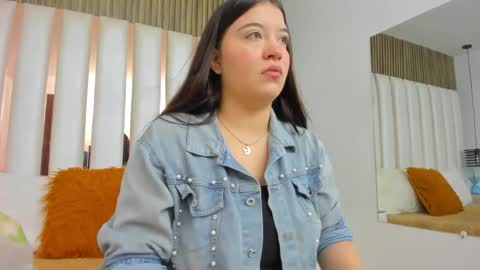 Snapshot of ambargills chatting on 01-17-26, 12:43 AmbarGills online show from 01-17-26, 12:43