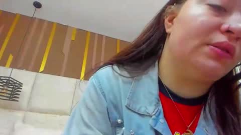 Snapshot of ambargills chatting on 02-06-26, 12:41 AmbarGills online show from 02-06-26, 12:41