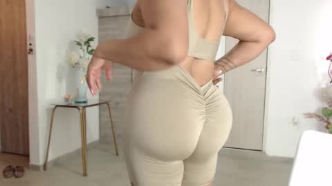 Snapshot of ambarsofhia chatting on 09-26-25, 10:14 Amber Sofhia online show from 09-26-25, 10:14