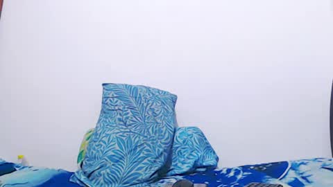 Snapshot of ambartxsex chatting on 05-14-26, 03:46 ambartxsex online show from 05-14-26, 03:46