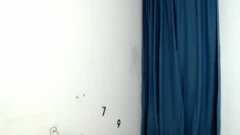 Snapshot of ambel_rose chatting on 11-27-25, 04:03 ambel_rose online show from 11-27-25, 04:03