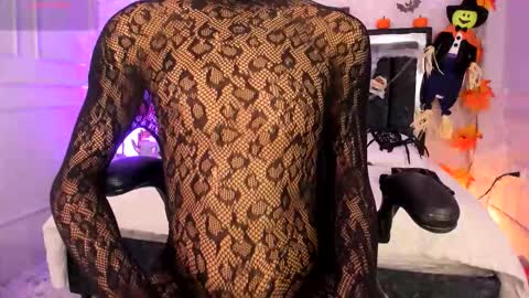 Cody amber online show from 10-18-25, 12:28