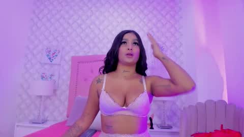 Snapshot of amber__ferrera chatting on 12-22-25, 07:44 amber ferrera online show from 12-22-25, 07:44