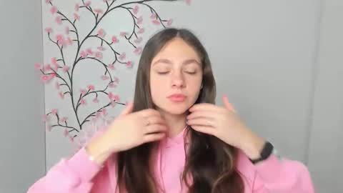 Snapshot of amber__r chatting on 03-13-26, 06:20 Amber online show from 03-13-26, 06:20