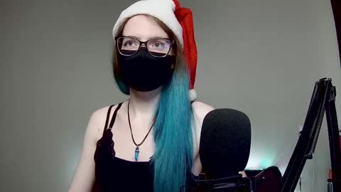 Snapshot of amber_candyfloss chatting on 12-26-24, 11:24 Amber non-nude model online show from 12-26-24, 11:24