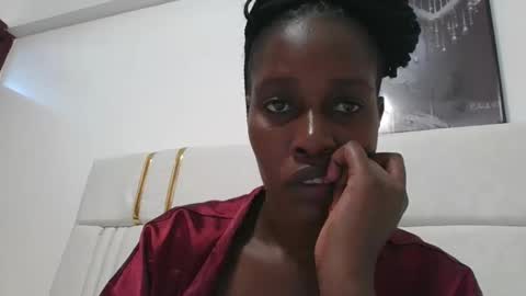 amber_cutie2 online show from 09-11-25, 11:05