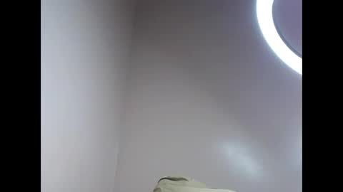 Snapshot of amber_cutie2 chatting on 05-26-26, 01:45 amber_cutie2 online show from 05-26-26, 01:45