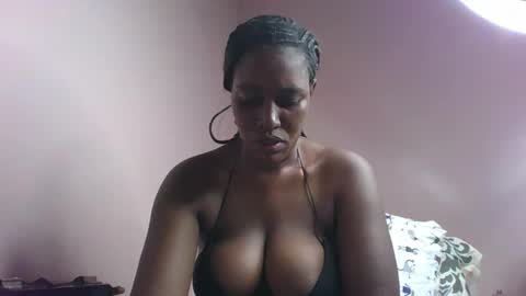 Snapshot of amber_cutie2 chatting on 06-03-26, 01:08 amber_cutie2 online show from 06-03-26, 01:08