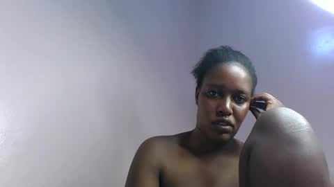 Snapshot of amber_cutie2 chatting on 06-11-26, 12:54 amber_cutie2 online show from 06-11-26, 12:54