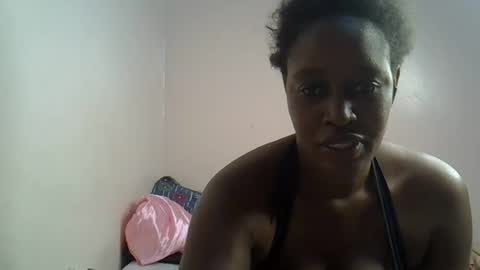 Snapshot of amber_cutie2 chatting on 06-17-26, 11:23 amber_cutie2 online show from 06-17-26, 11:23