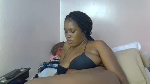 Snapshot of amber_cutie2 chatting on 06-22-26, 03:25 amber_cutie2 online show from 06-22-26, 03:25