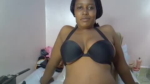 Snapshot of amber_cutie2 chatting on 06-23-26, 11:25 amber_cutie2 online show from 06-23-26, 11:25