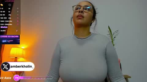 Snapshot of amber_kholin chatting on 11-04-25, 03:05 scarlett online show from 11-04-25, 03:05