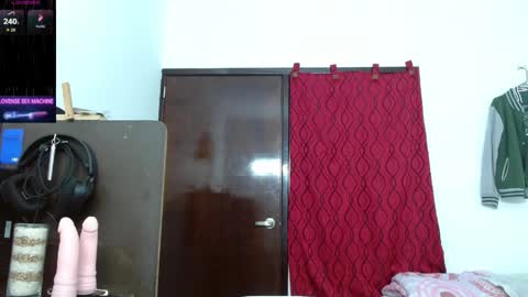 Snapshot of amber_kholin chatting on 05-24-26, 03:00 scarlett online show from 05-24-26, 03:00