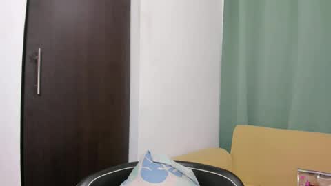 LUISA online show from 12-17-24, 06:42