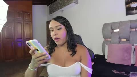 LUISA online show from 02-14-25, 12:19