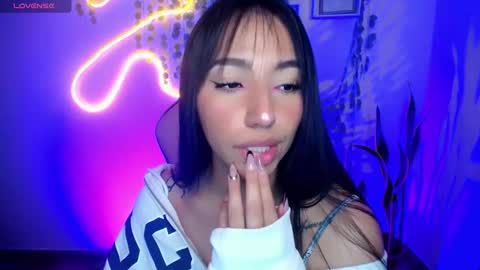 Amber online show from 02-25-25, 10:37