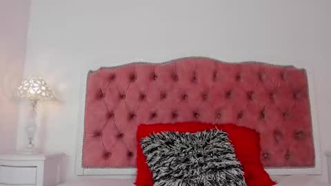 Snapshot of amber_roose75 chatting on 10-13-25, 01:44 julieta online show from 10-13-25, 01:44