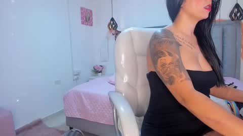 Michell  online show from 10-21-25, 01:34