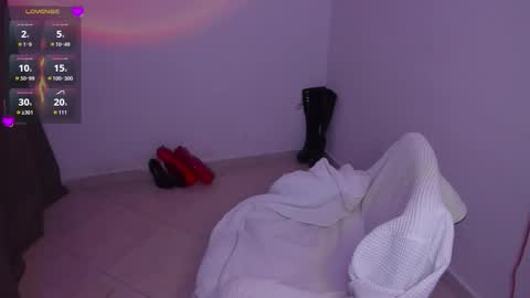 find me here ---    online show from 12-02-25, 11:23