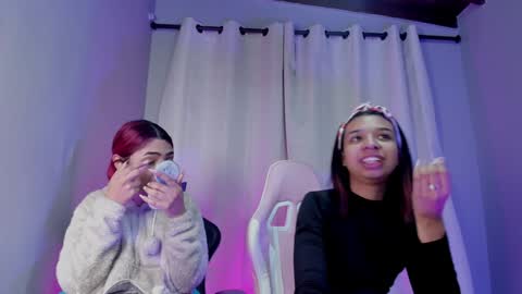 Snapshot of amberbaker21 chatting on 01-29-25, 12:13 Amber Baker online show from 01-29-25, 12:13
